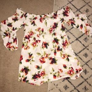 Fashionova floral top